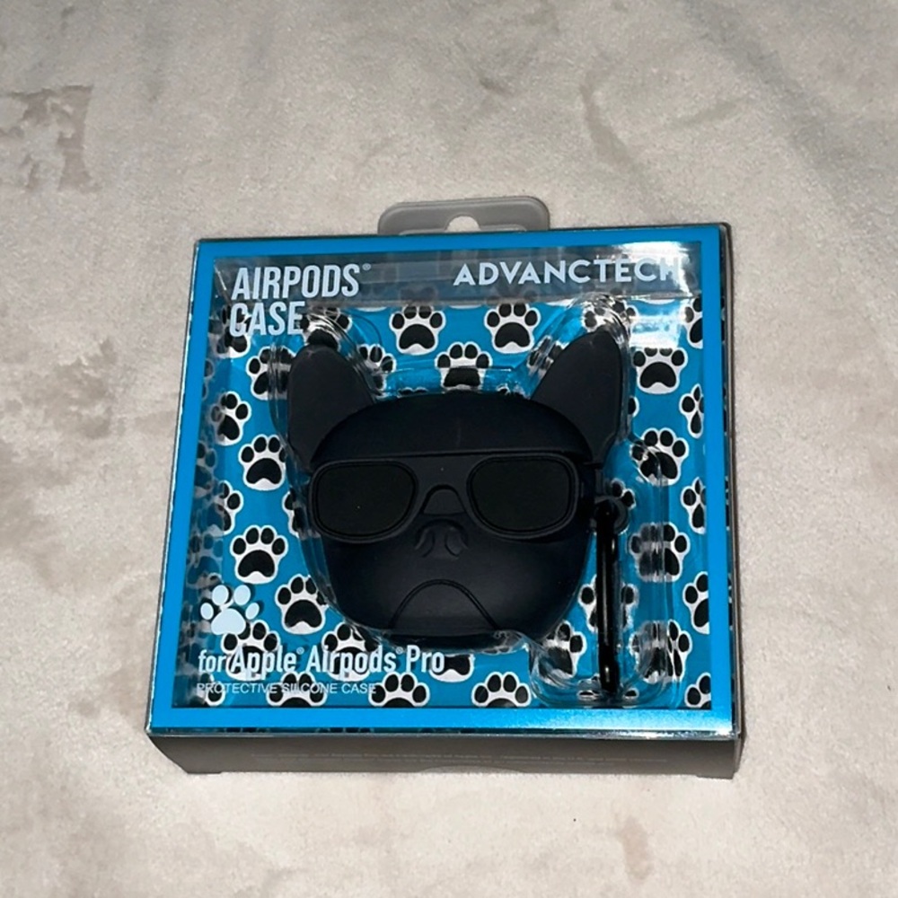 Advanctech AirPods Pro Silicone Black Case NWT